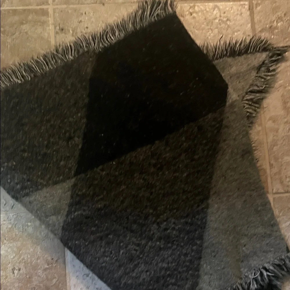 Cozy Gray and Black Fringed Throw Blanket